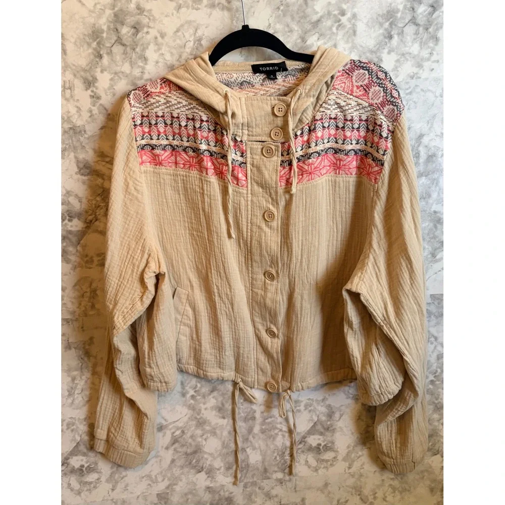 Torrid 3 Gauze Embroidered Hooded Button Zip Front Cropped Jacket 3x 22 24‎ NWT